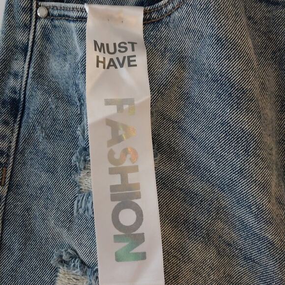 Tinseltown NWT Jeans Size 9/29 Blue Hi Rise Mom Denim Distressed Casual - Picture 9 of 13